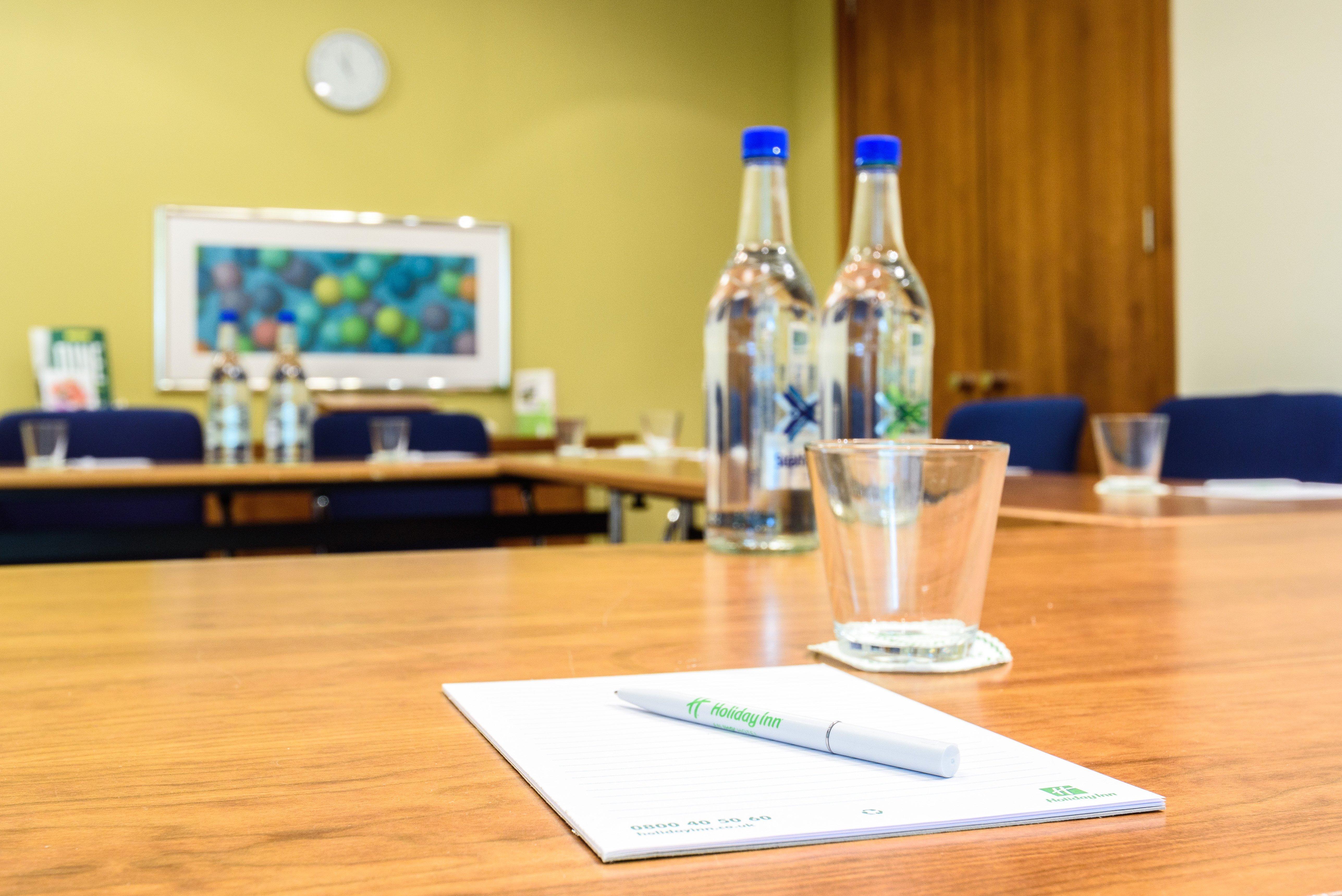 Holiday Inn Portsmouth By Ihg Buitenkant foto