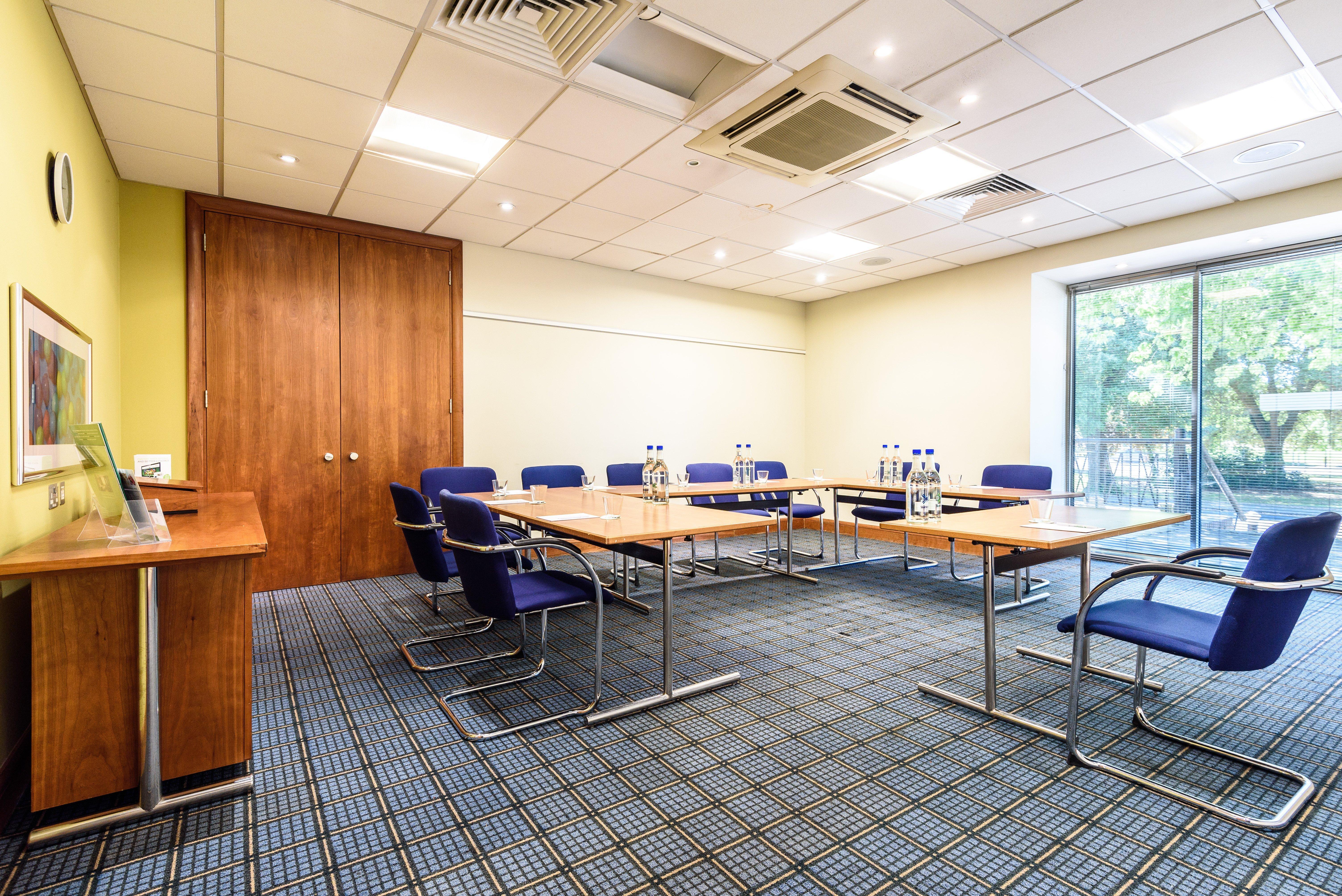 Holiday Inn Portsmouth By Ihg Buitenkant foto
